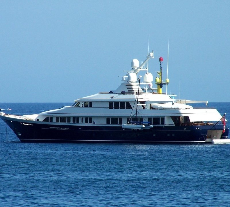 Yacht AURORA B, Feadship | CHARTERWORLD Luxury Superyacht Charters